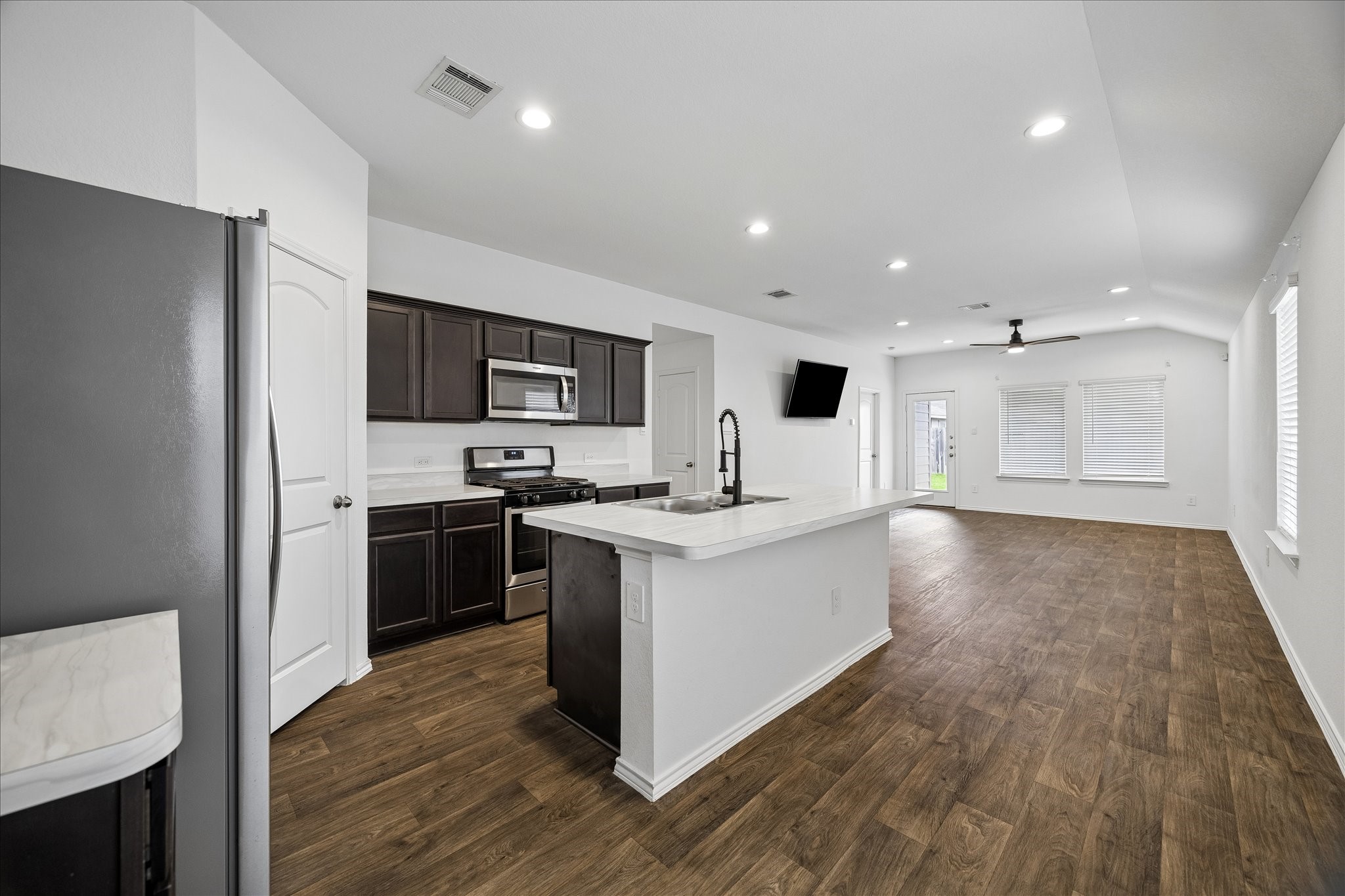 16691 Lonely Pines Drive, Conroe, TX 77302