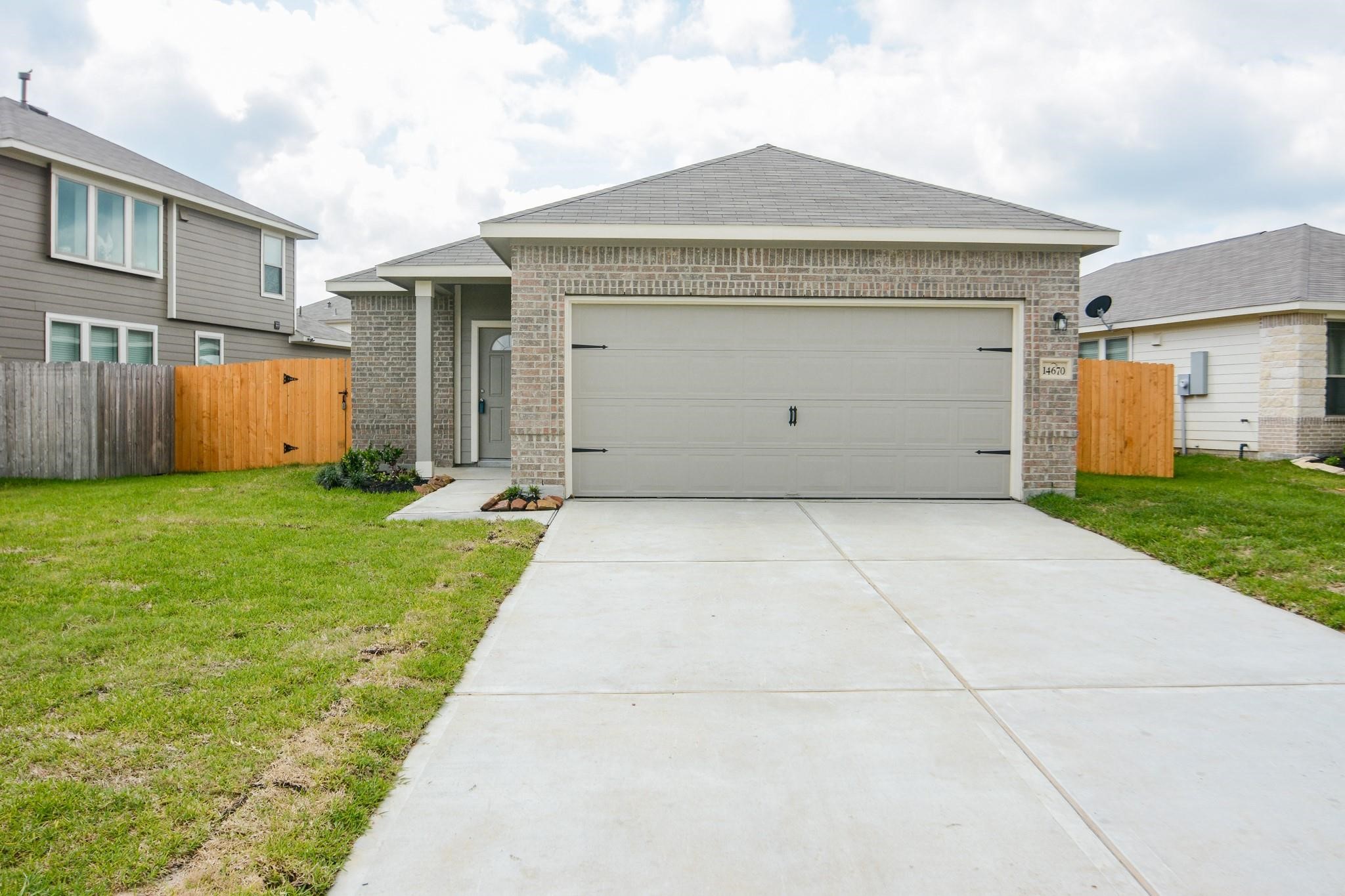14670 E Pine Heart Drive, Conroe, TX 77302