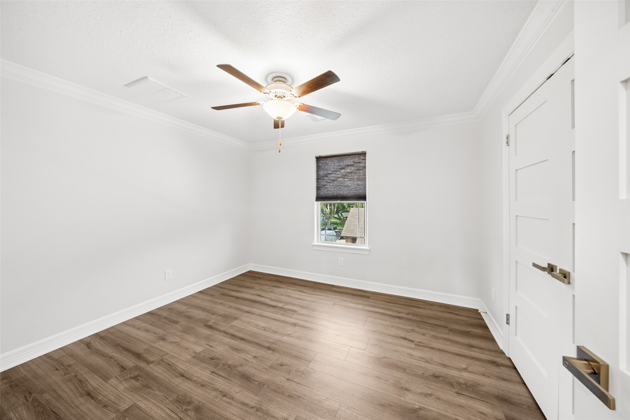 3204 Mckinney Drive, La Marque, TX 77568