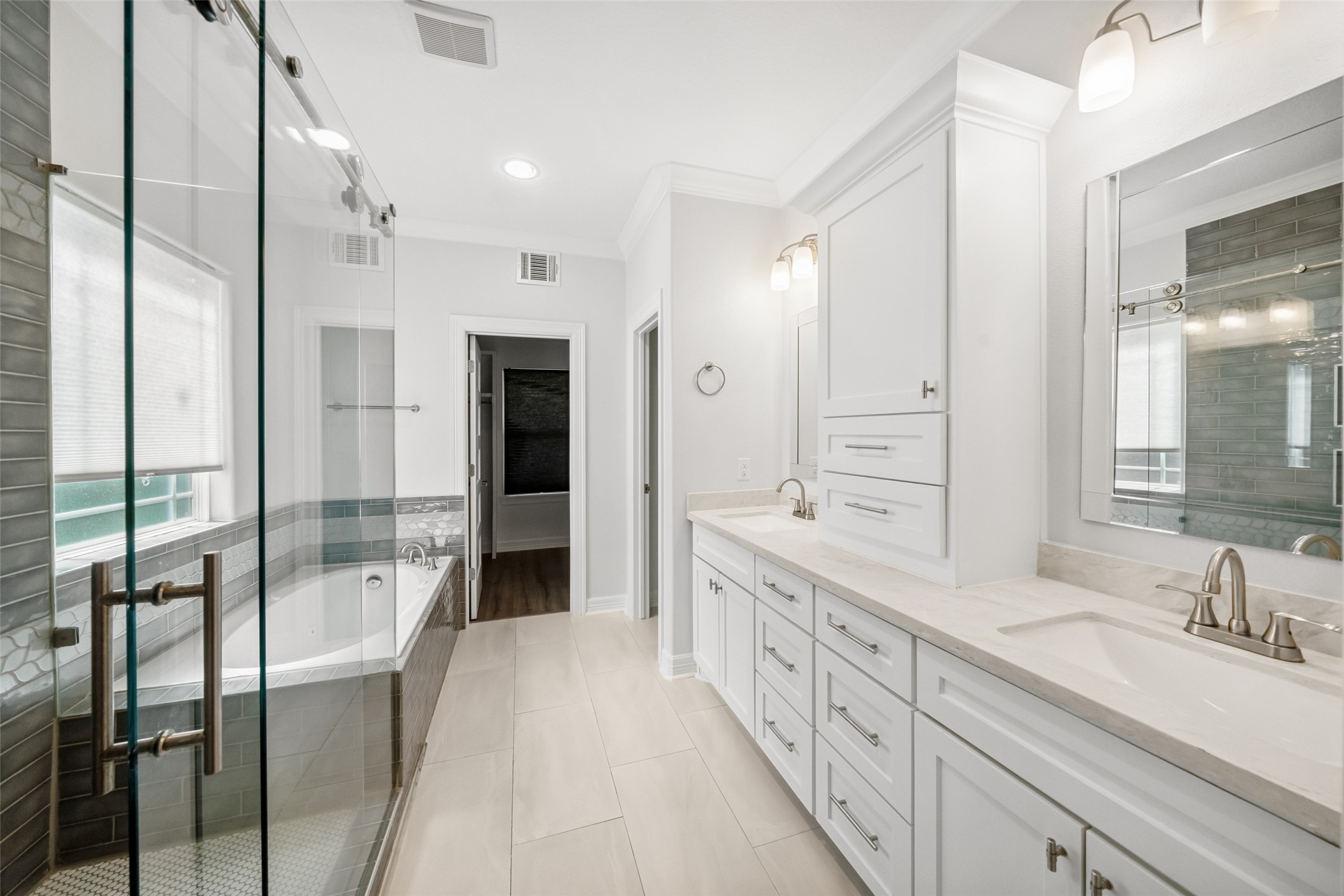 3204 Mckinney Drive, La Marque, TX 77568
