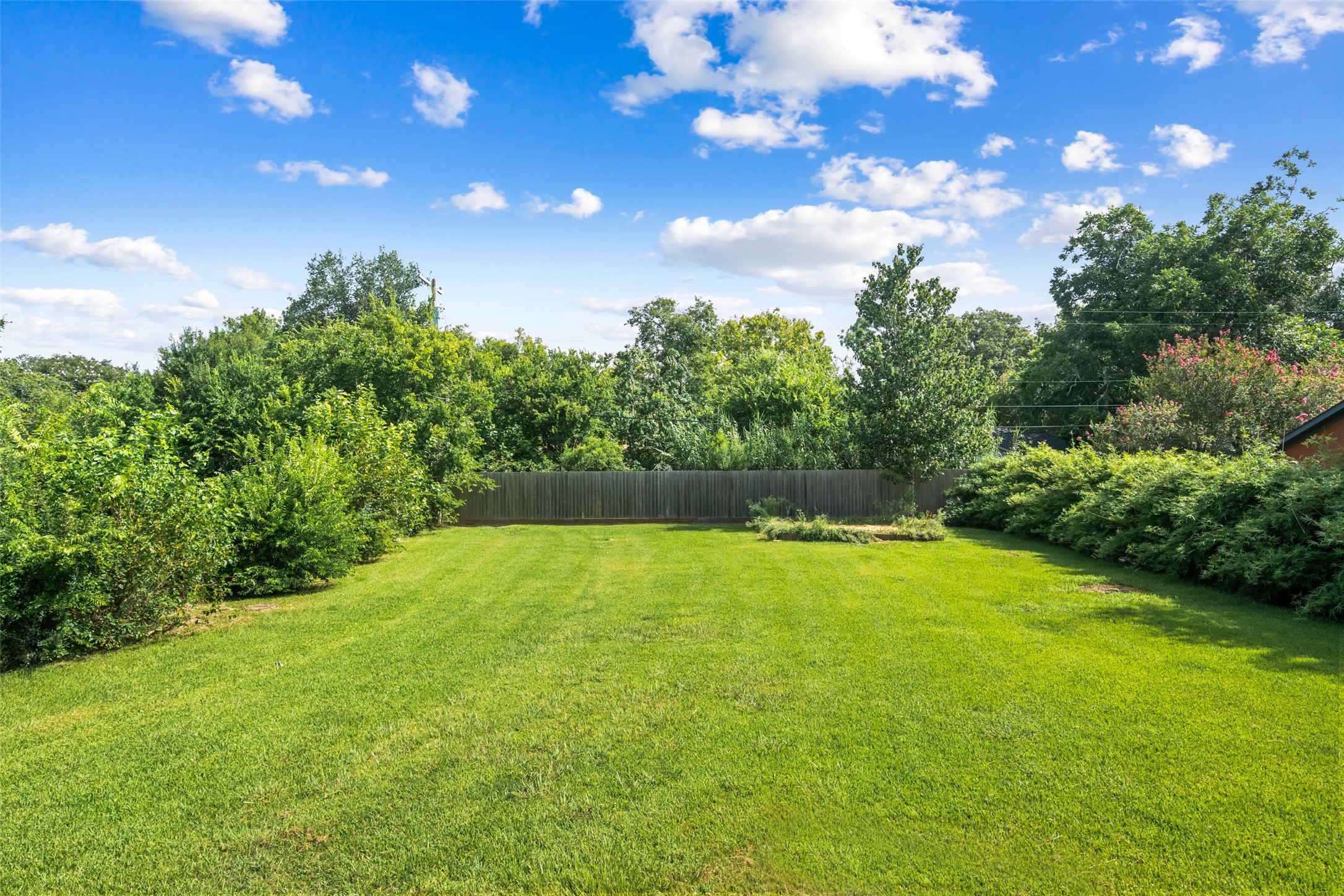 3204 Mckinney Drive, La Marque, TX 77568