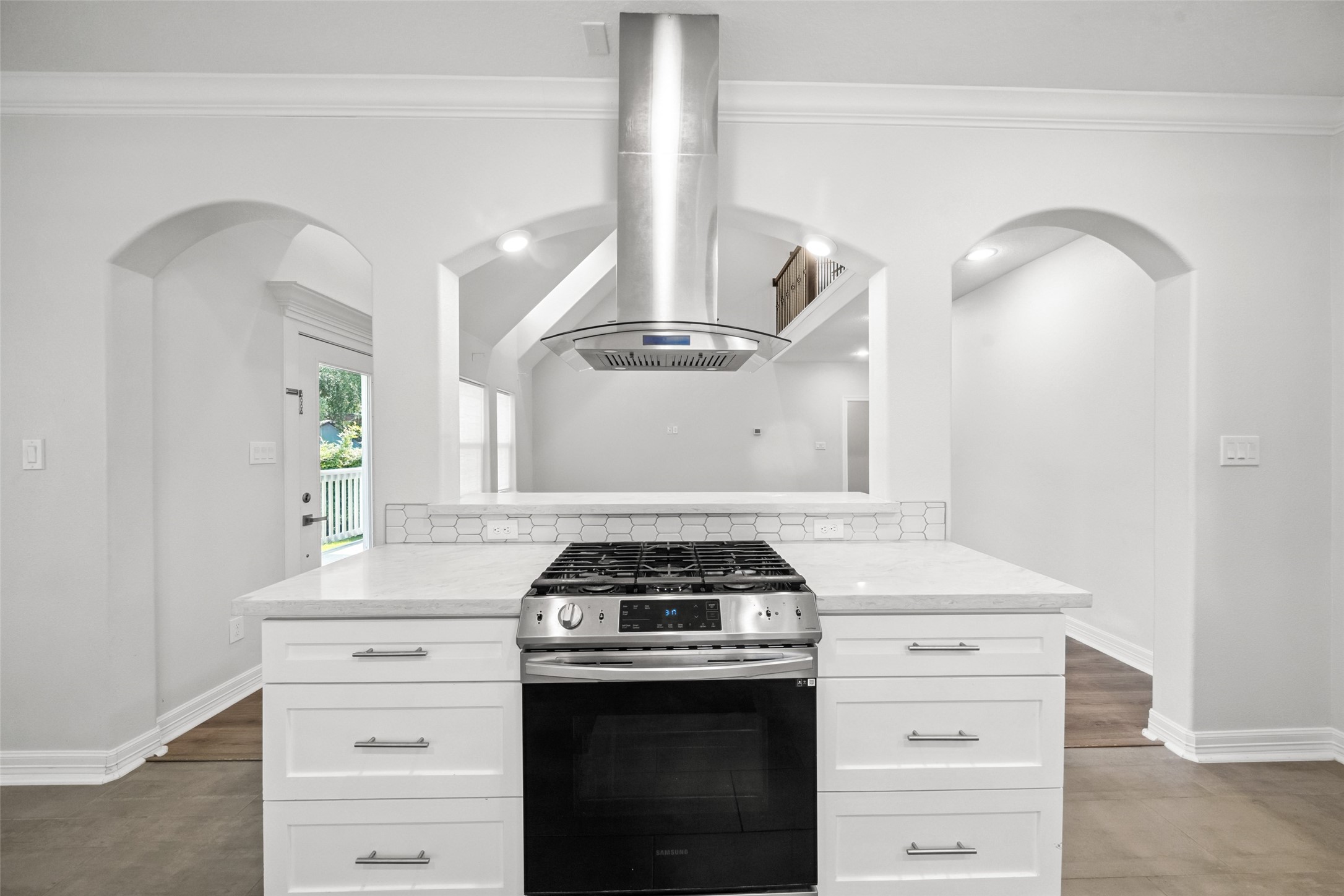 3204 Mckinney Drive, La Marque, TX 77568