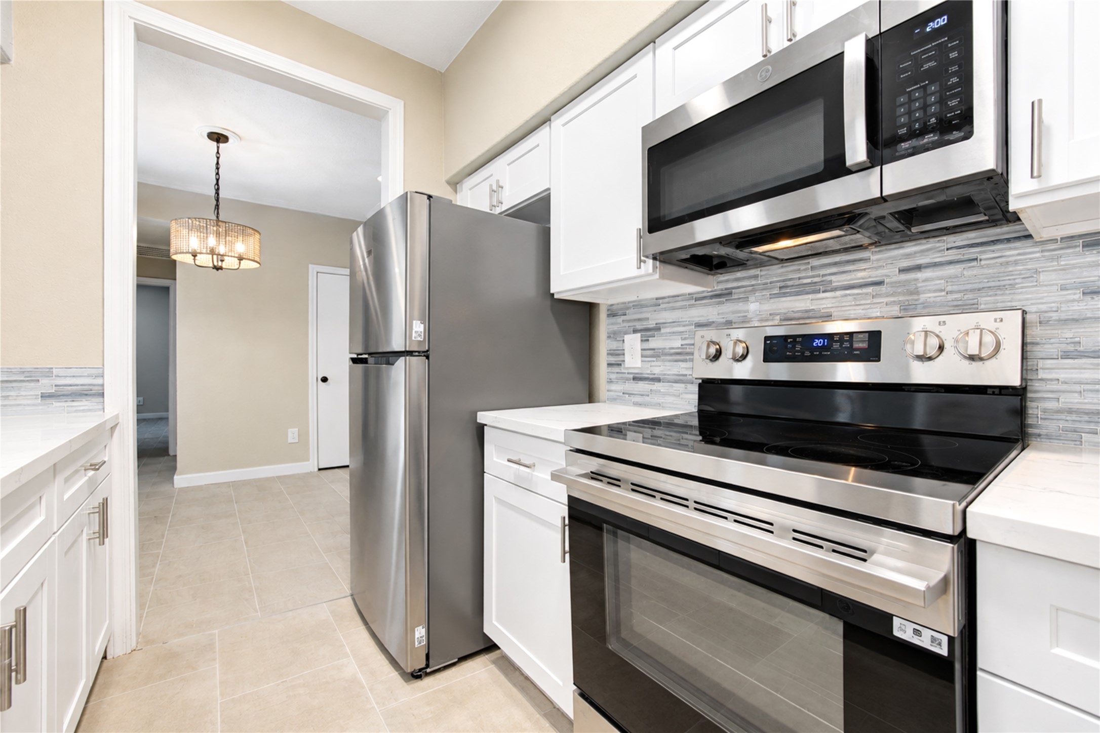 706 Bering Drive, #103, Houston, TX 77057