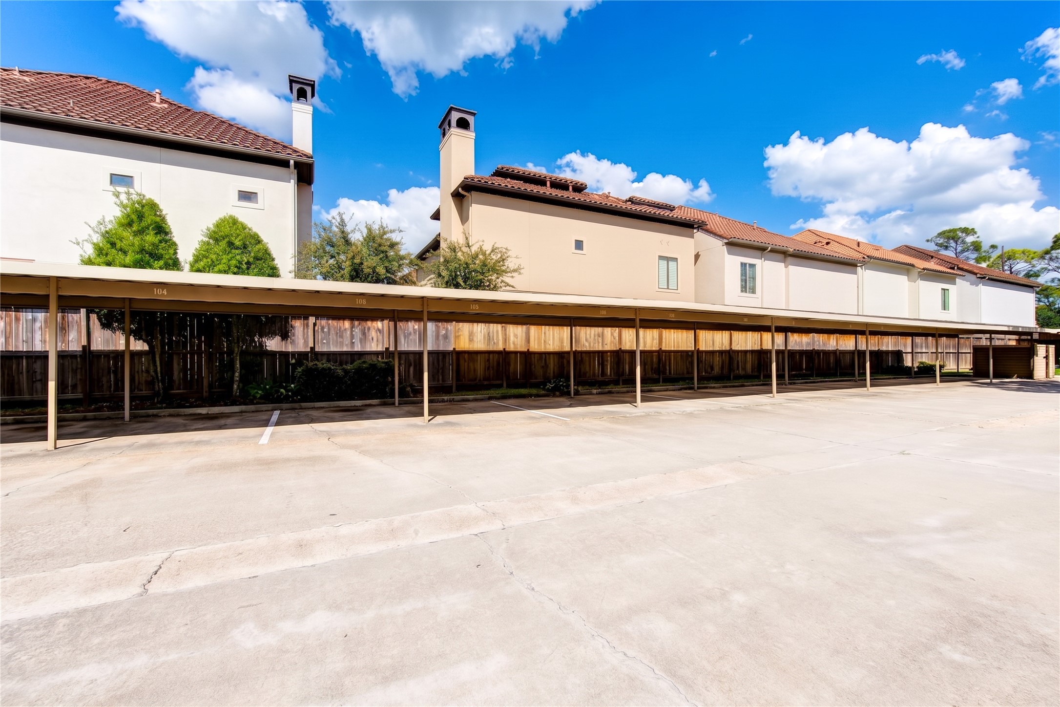 706 Bering Drive, #103, Houston, TX 77057