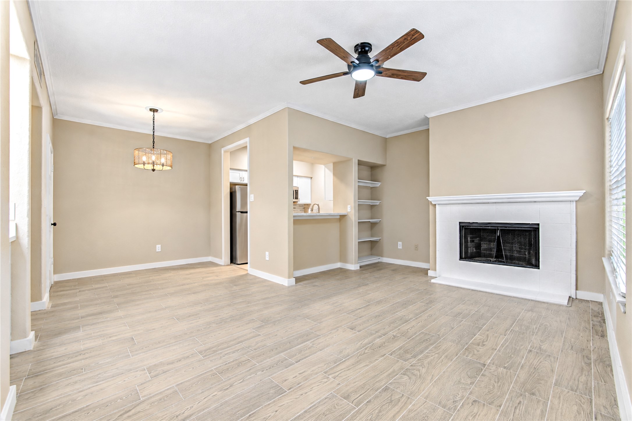 706 Bering Drive, #103, Houston, TX 77057