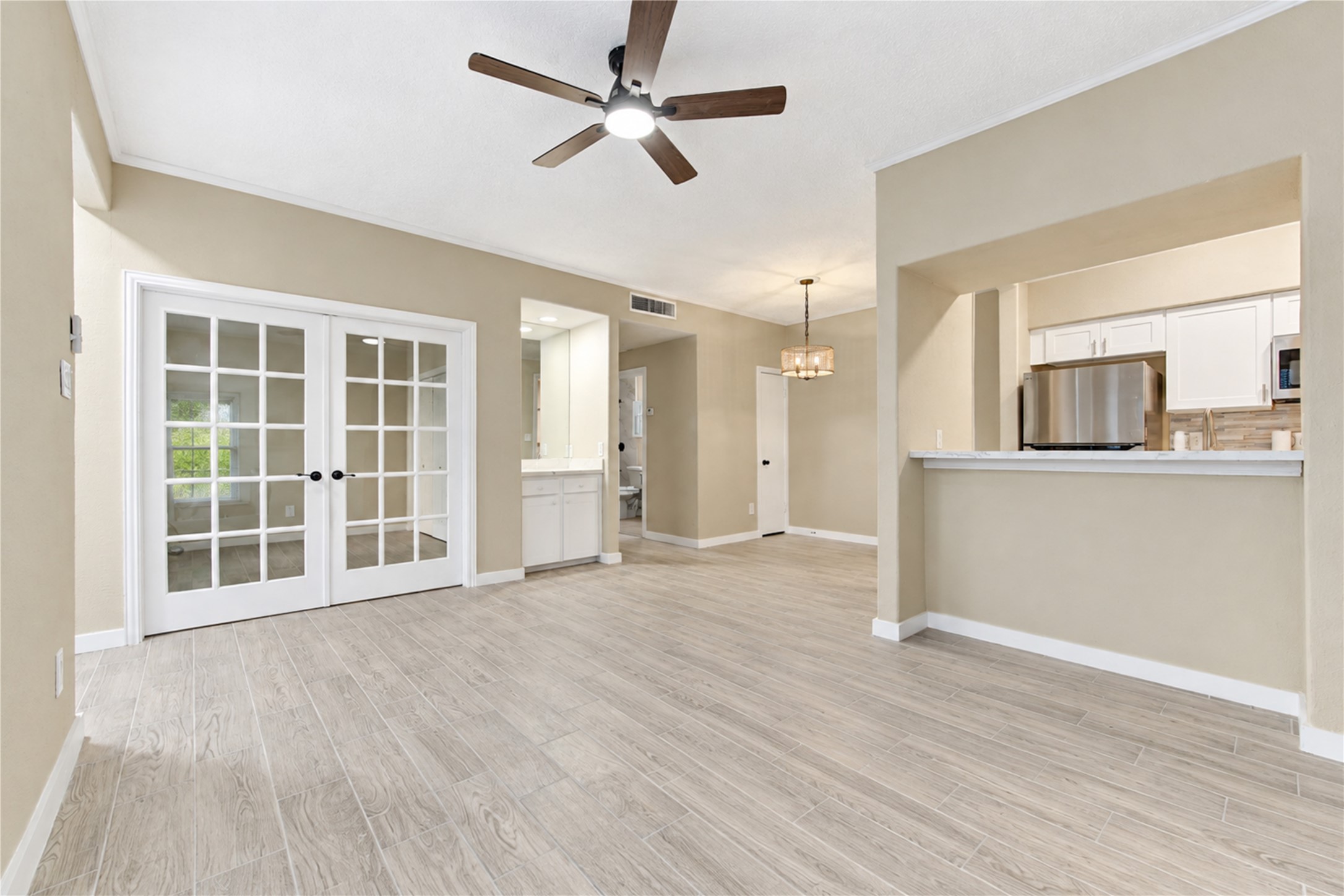 706 Bering Drive, #103, Houston, TX 77057 706 Bering Drive, #103, Houston, TX 77057