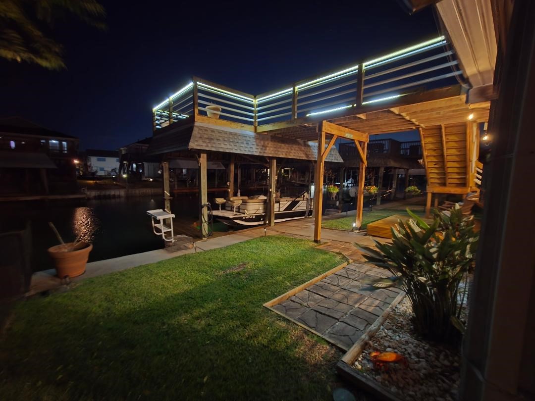 4 N Curlew Street, La Marque, TX 77568