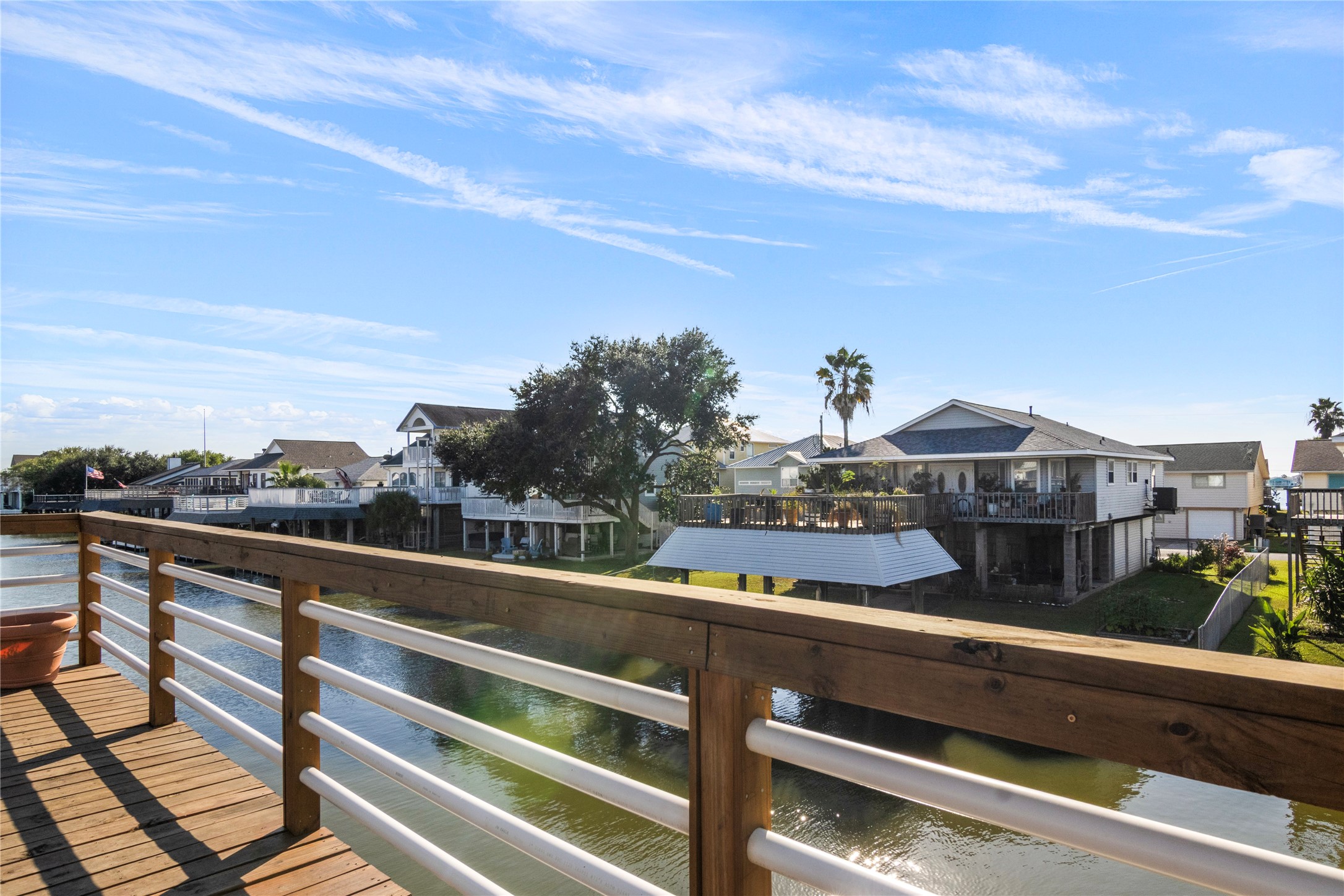 4 N Curlew Street, La Marque, TX 77568