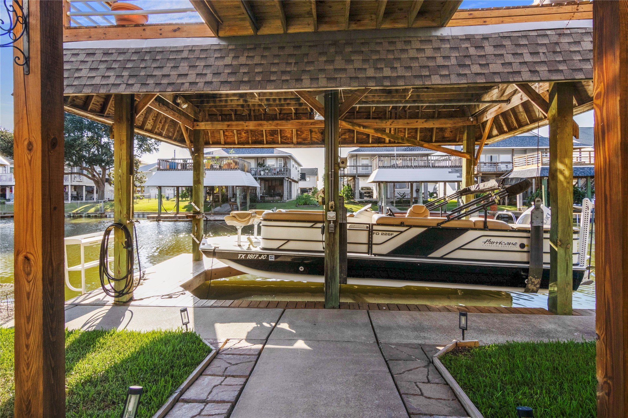4 N Curlew Street, La Marque, TX 77568