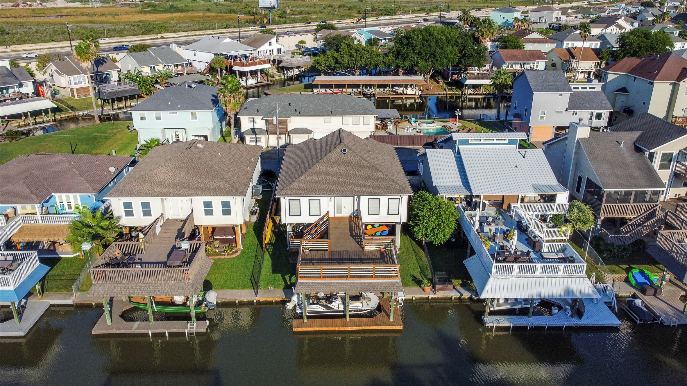 4 N Curlew Street, La Marque, TX 77568