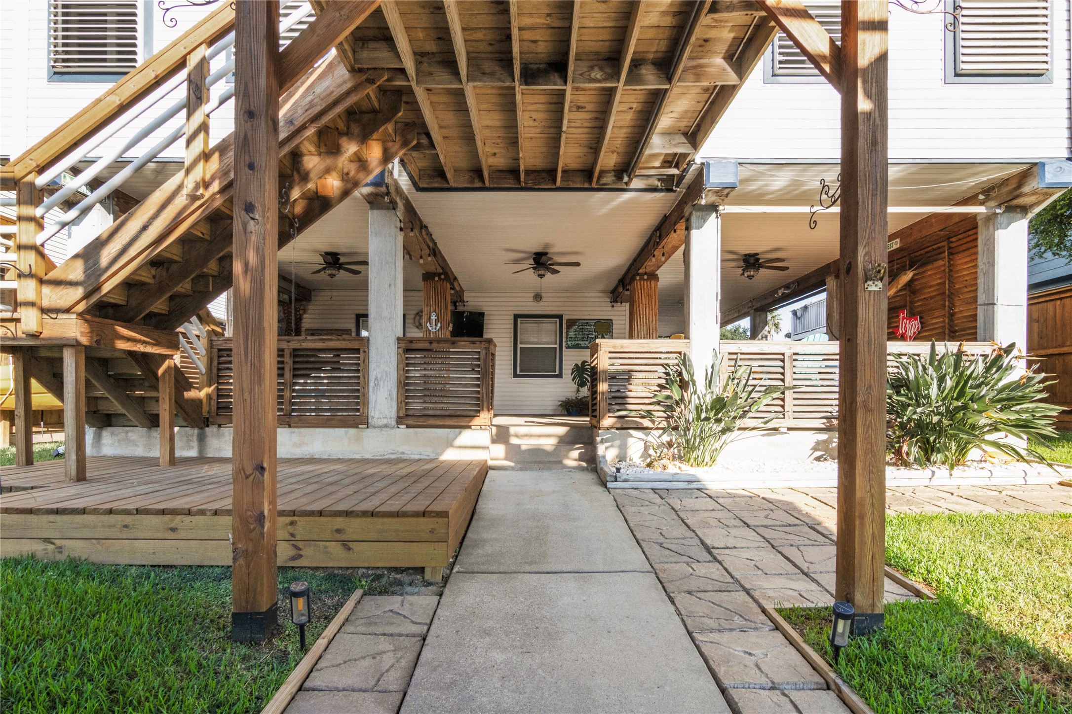 4 N Curlew Street, La Marque, TX 77568