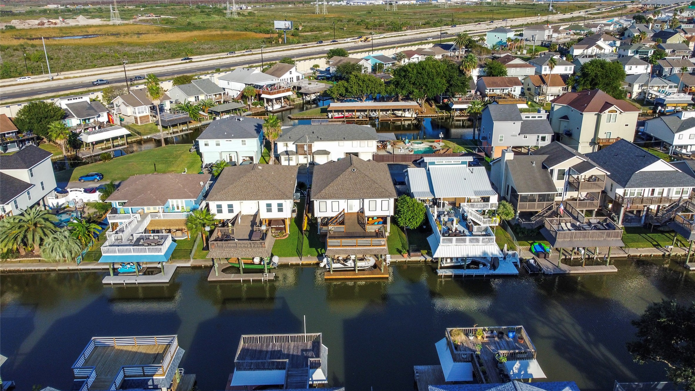 4 N Curlew Street, La Marque, TX 77568