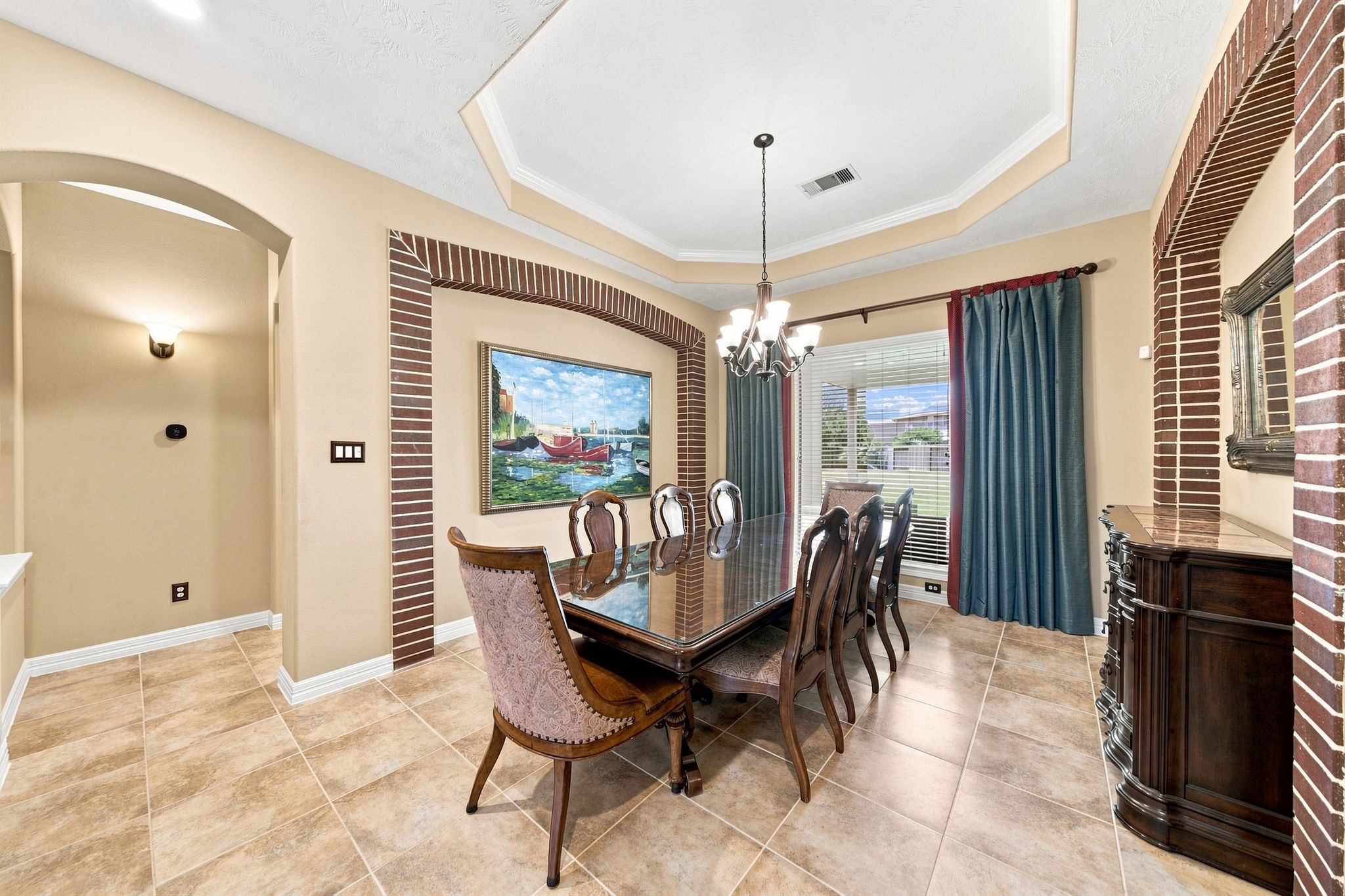 Dinning Room/ Formal Living