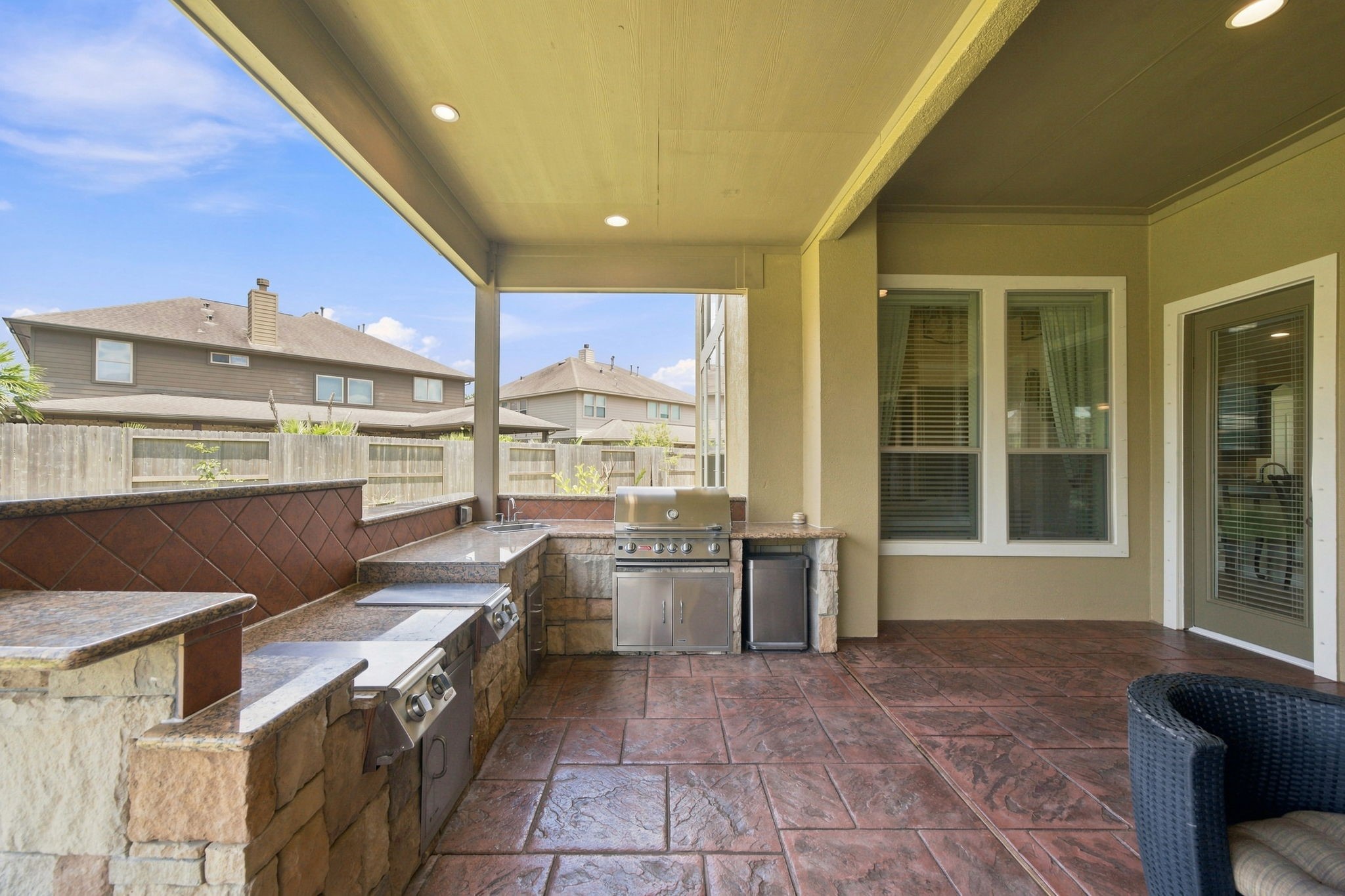 Outdoor Kitchen