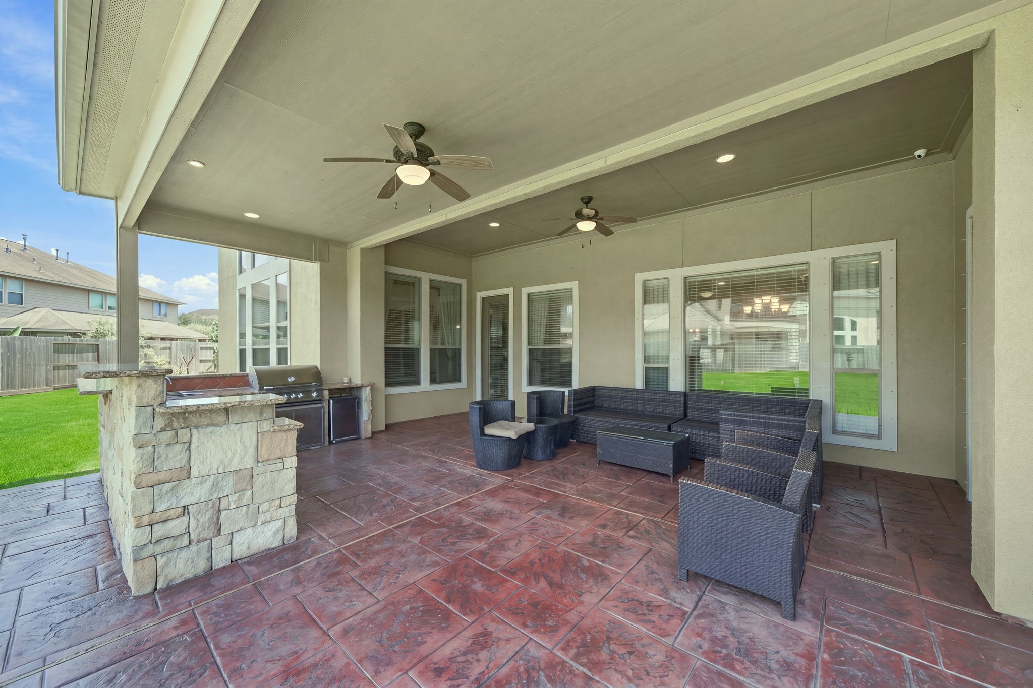 Outdoor Kitchen
