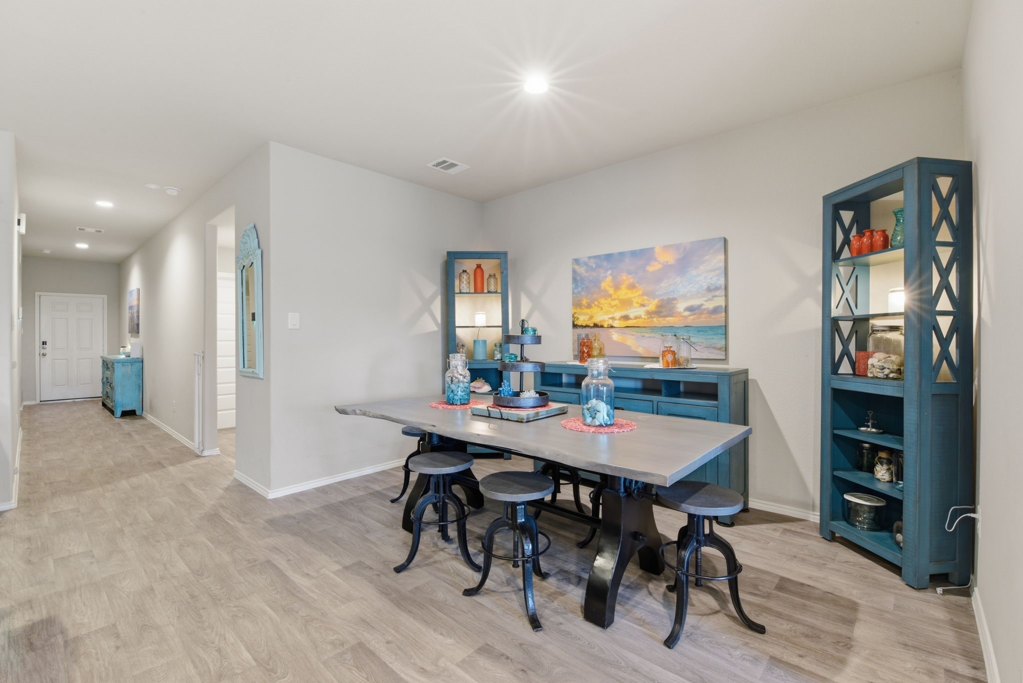 Perfect open kitchen design for entertaining and family gatherings. Perfect open kitchen design for entertaining and family gatherings.