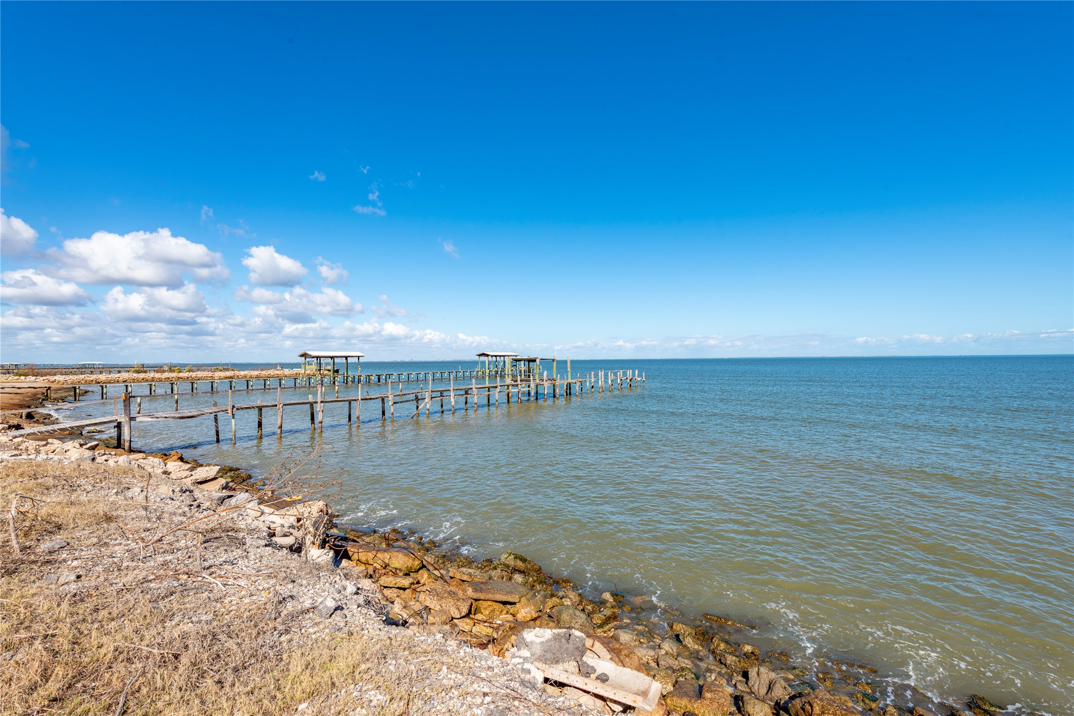 2221 Avenue A, San Leon, TX 77539 2221 Avenue A, San Leon, TX 77539