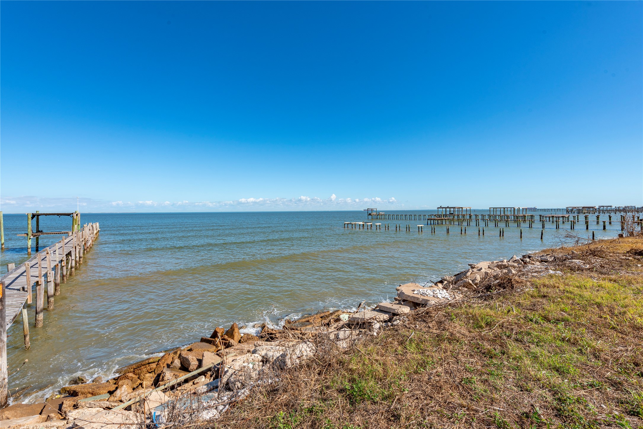 2221 Avenue A, San Leon, TX 77539 2221 Avenue A, San Leon, TX 77539