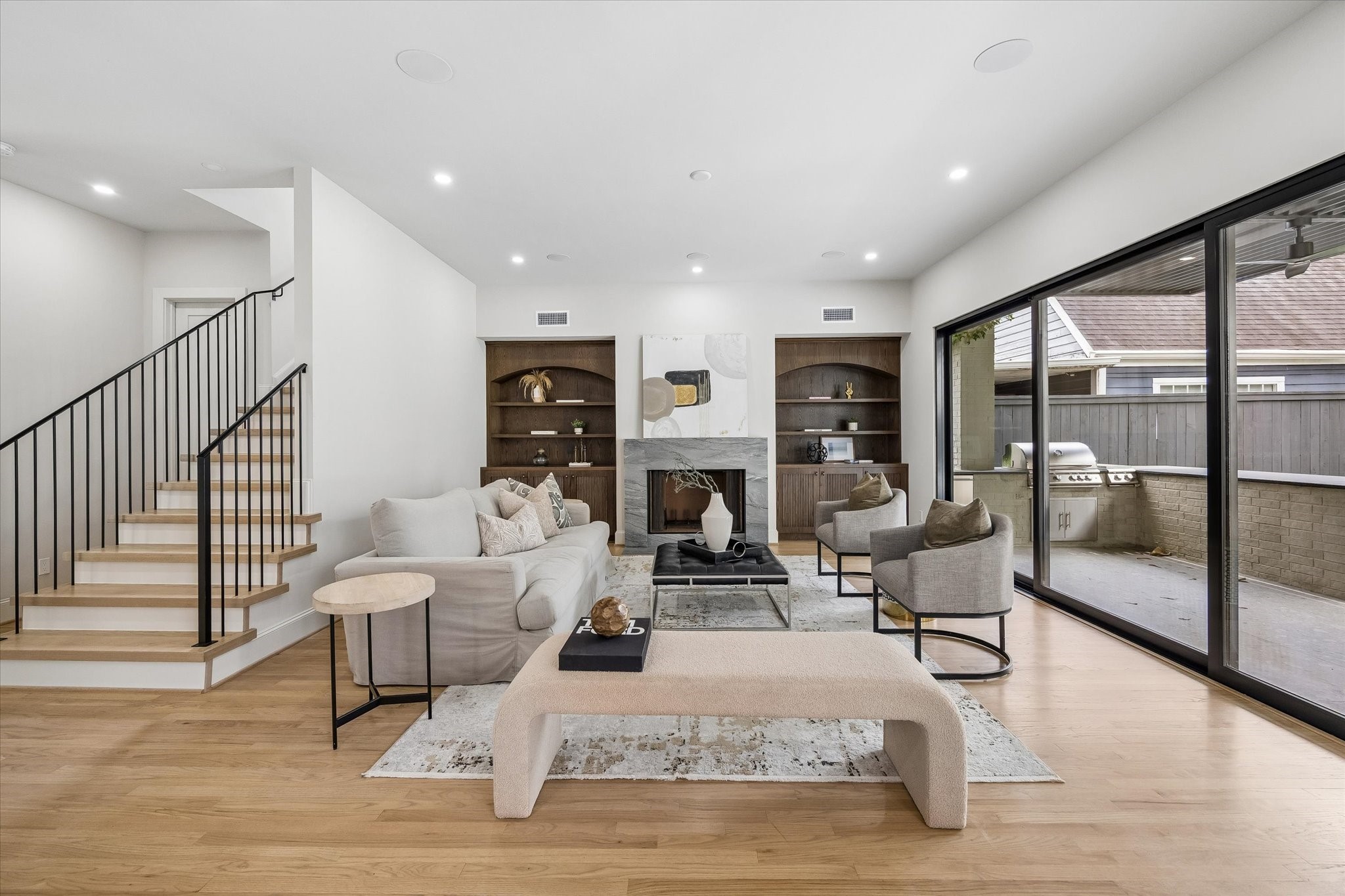 2320 North Boulevard, Houston, TX 77098