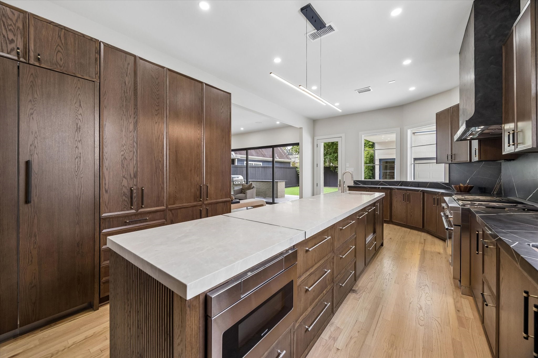 2320 North Boulevard, Houston, TX 77098