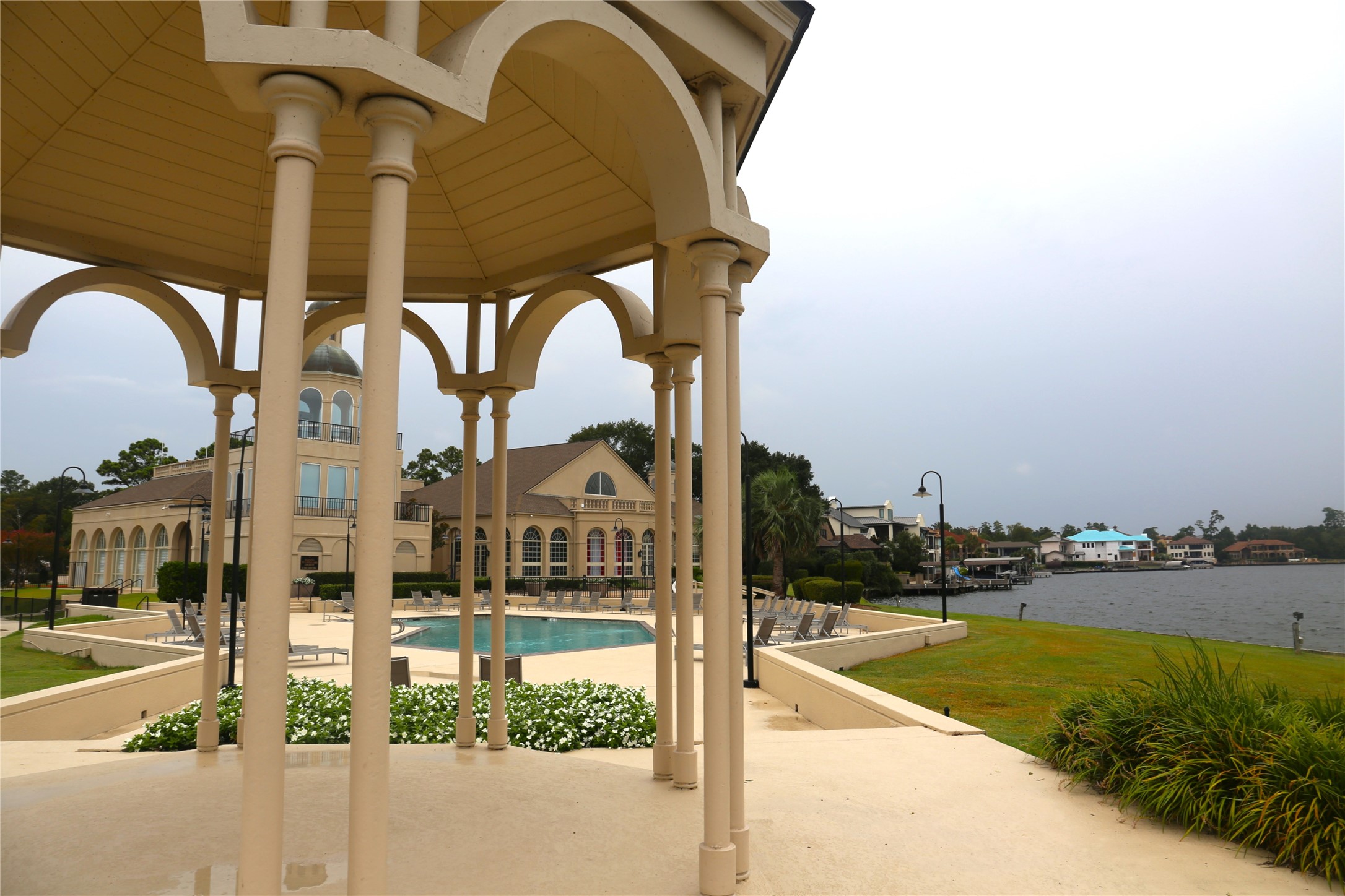 36 Winthrop Harbor S, Montgomery, TX 77356