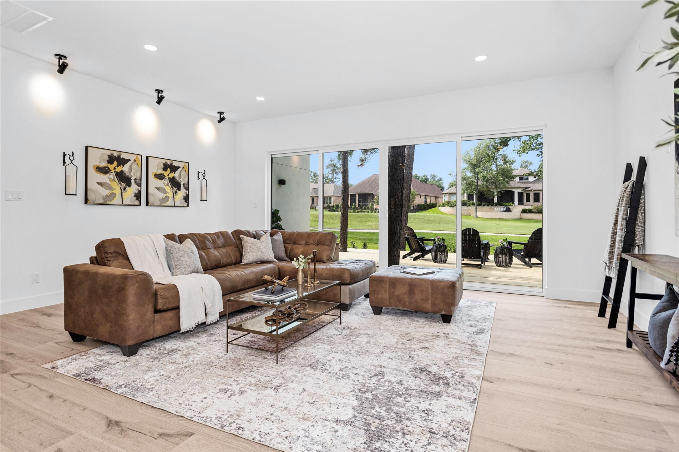36 Winthrop Harbor S, Montgomery, TX 77356