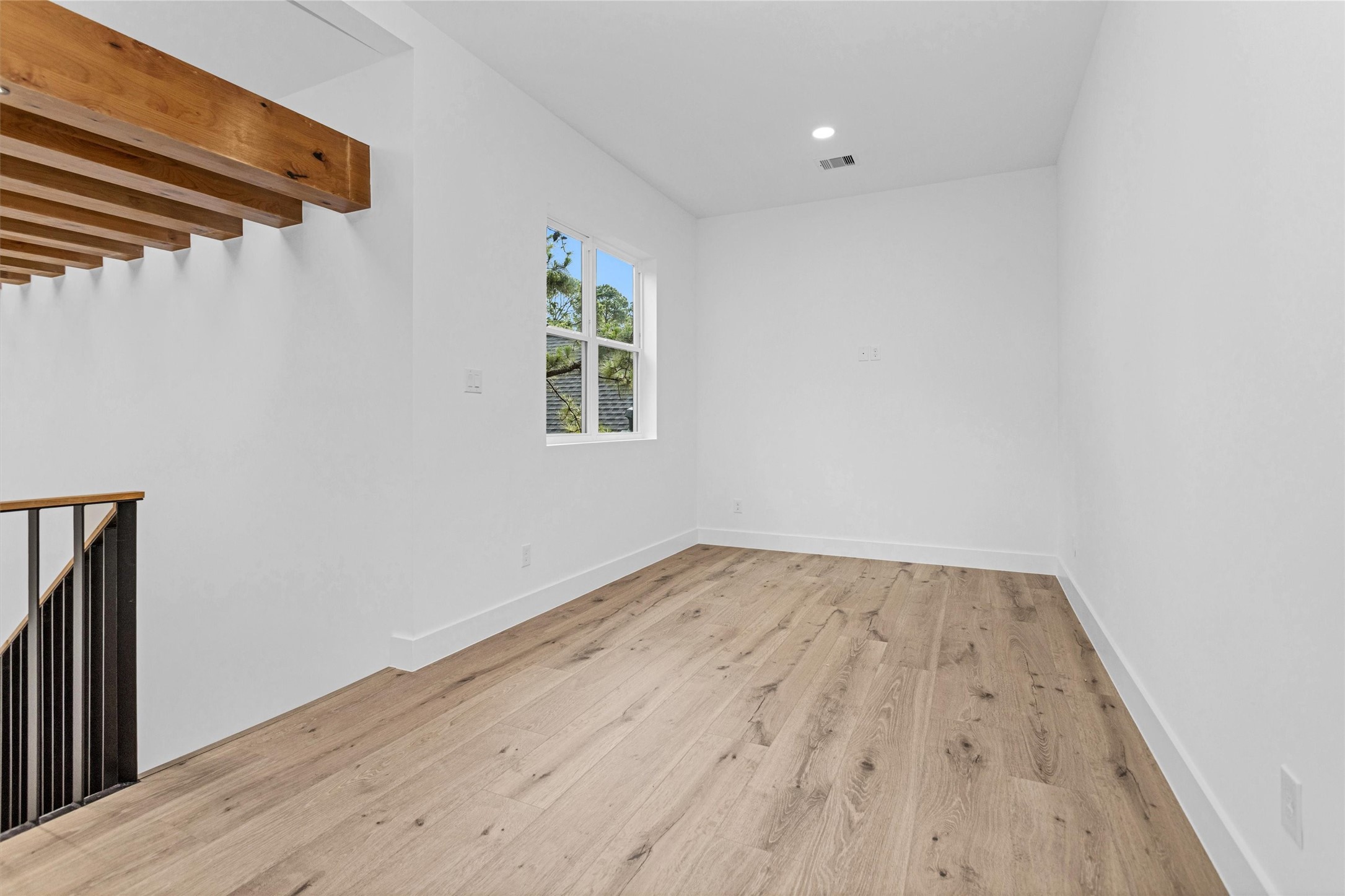 36 Winthrop Harbor S, Montgomery, TX 77356