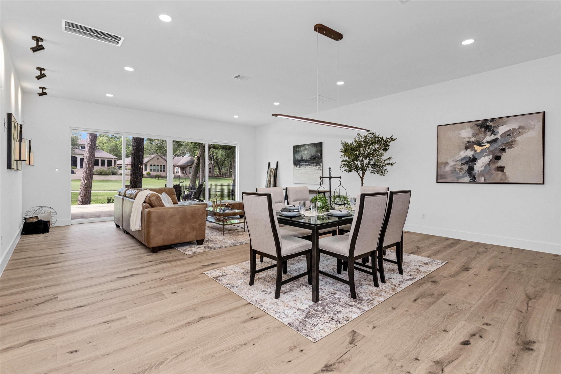36 Winthrop Harbor S, Montgomery, TX 77356