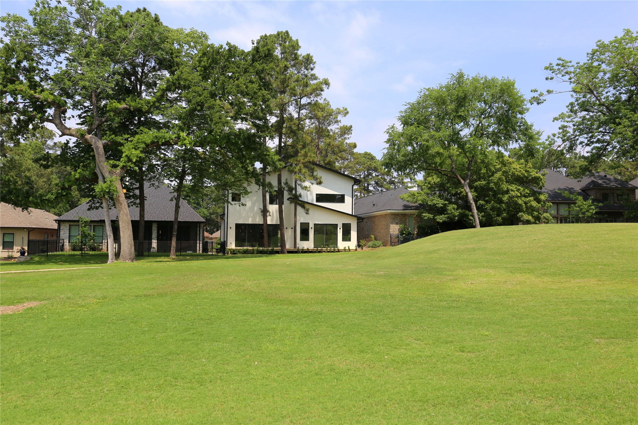 36 Winthrop Harbor S, Montgomery, TX 77356