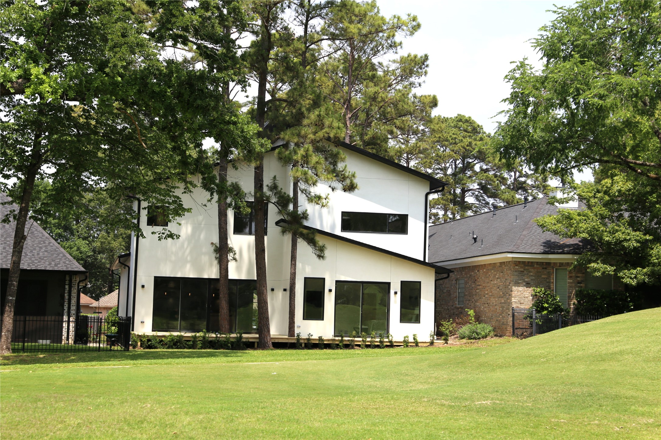 36 Winthrop Harbor S, Montgomery, TX 77356