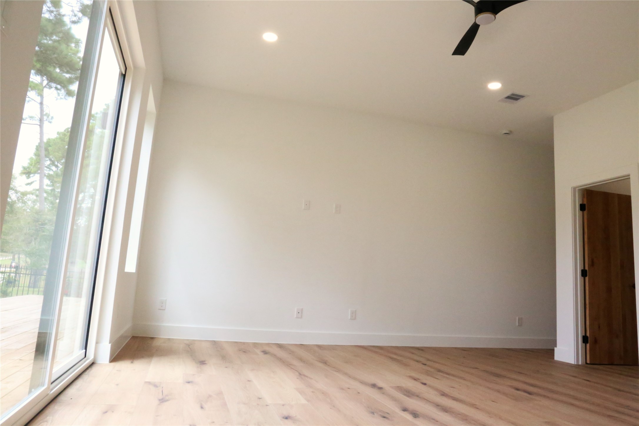 36 Winthrop Harbor S, Montgomery, TX 77356