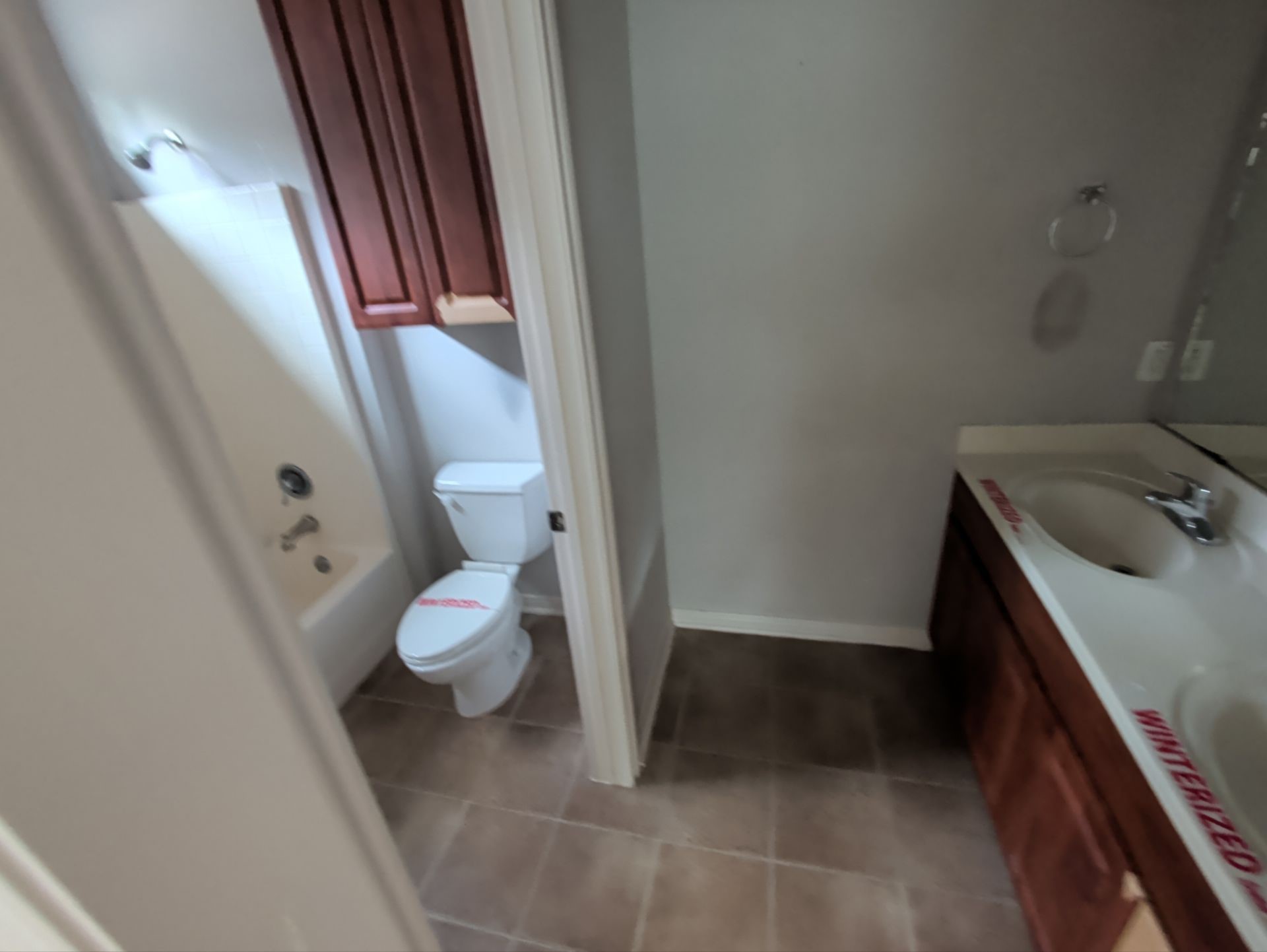 1007 Oak Falls Drive, Conroe, TX 77378