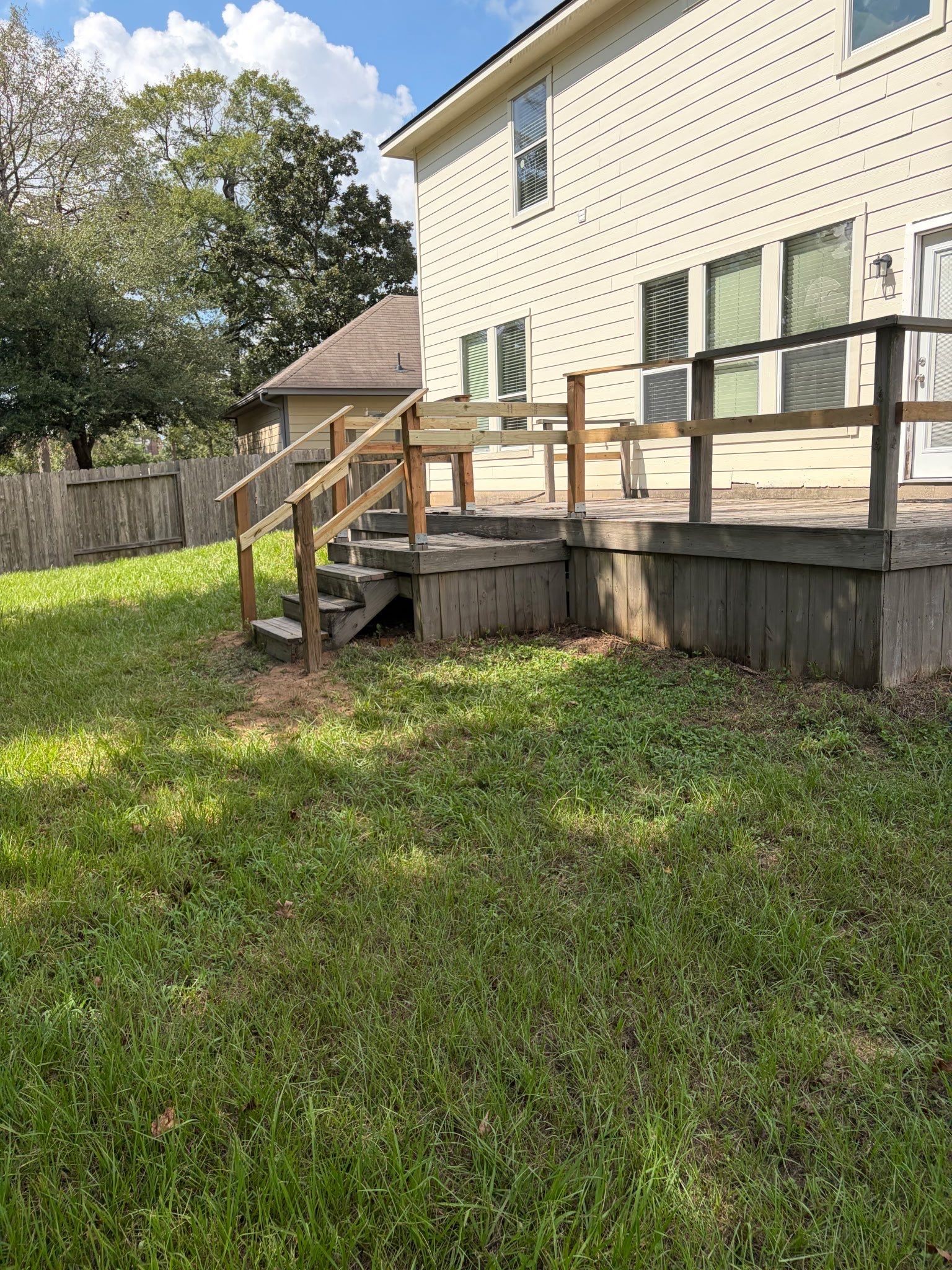 1007 Oak Falls Drive, Conroe, TX 77378