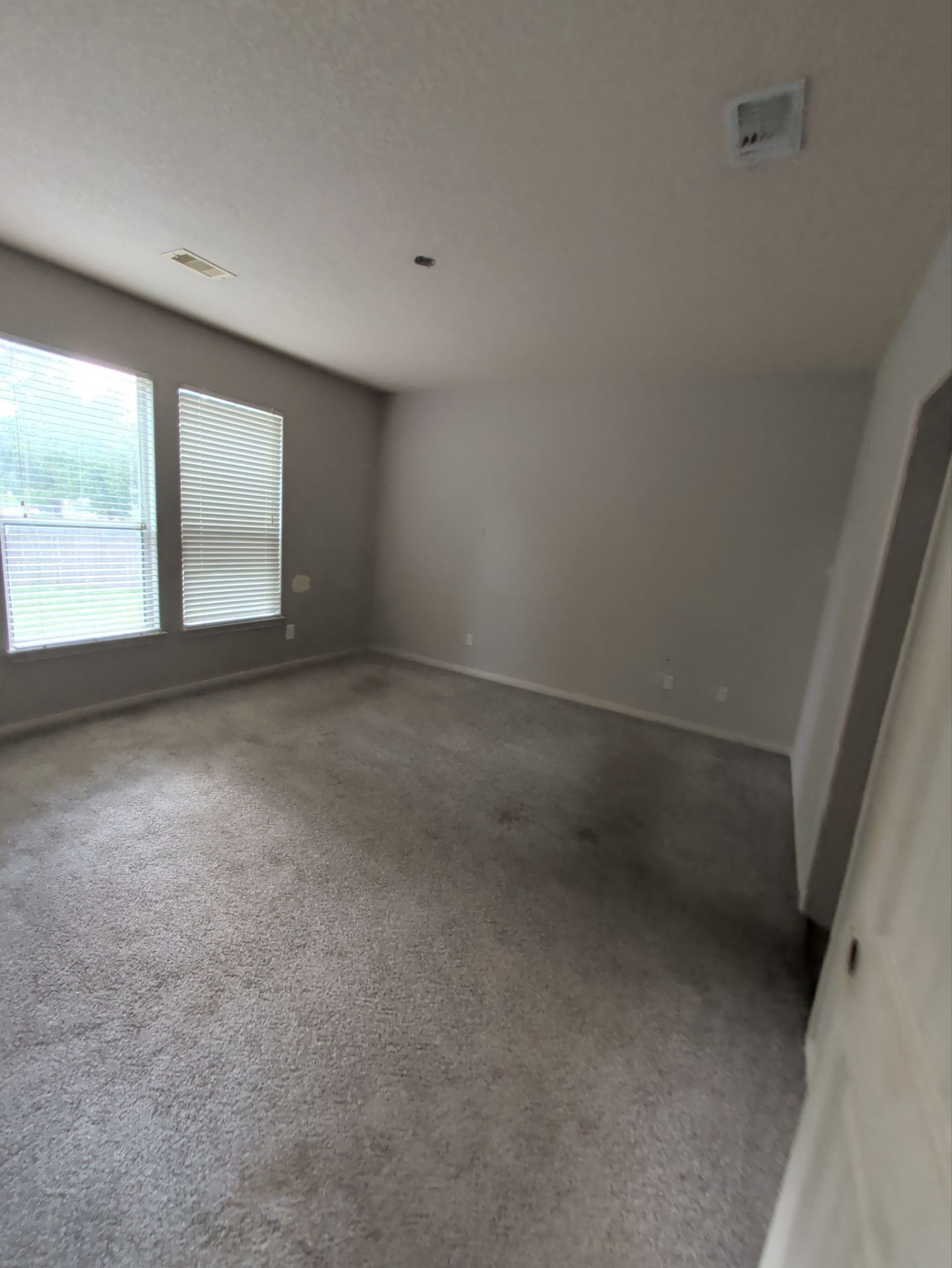 1007 Oak Falls Drive, Conroe, TX 77378