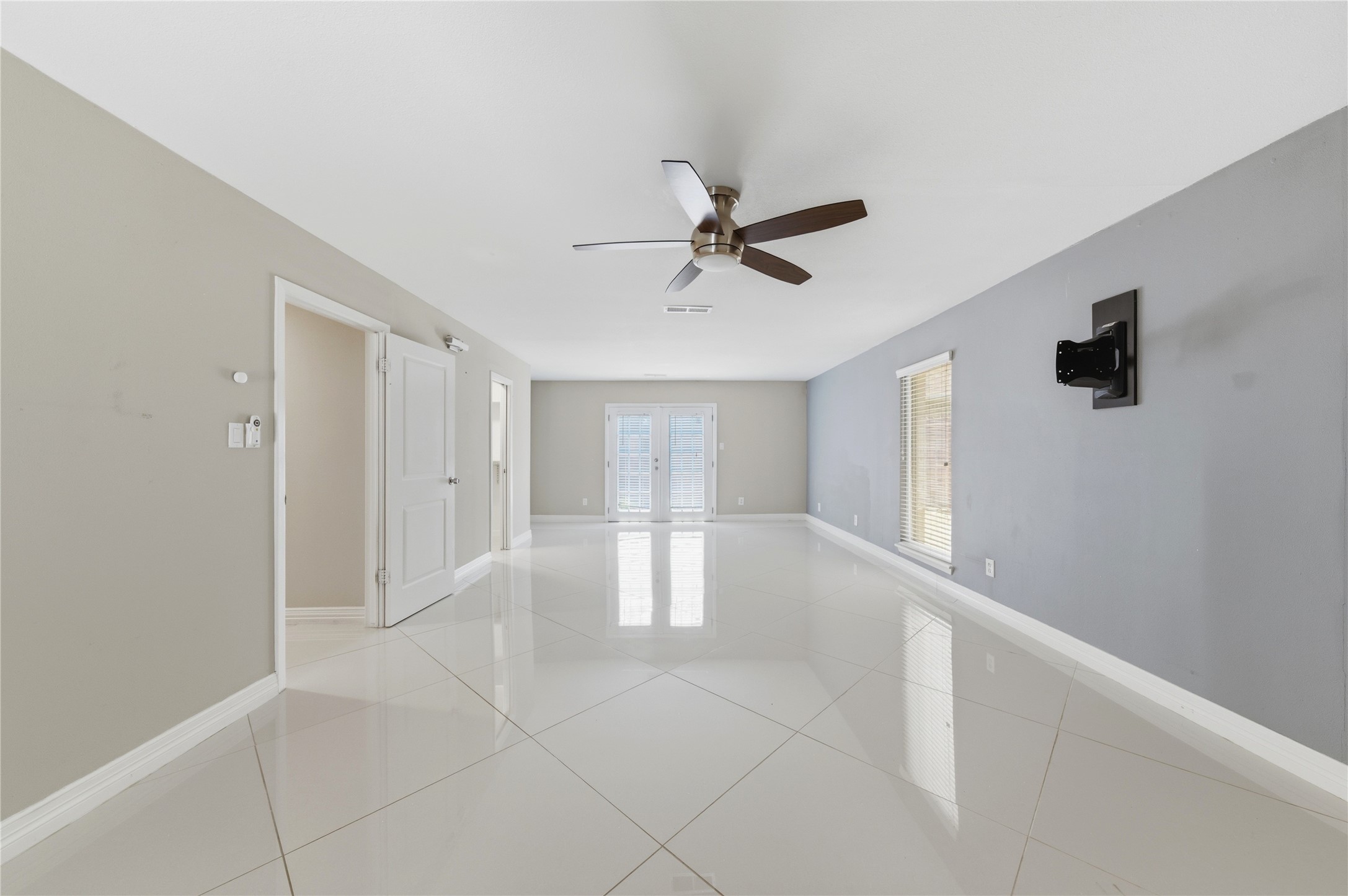 This primary suite is the perfect place to retreat after a long day!