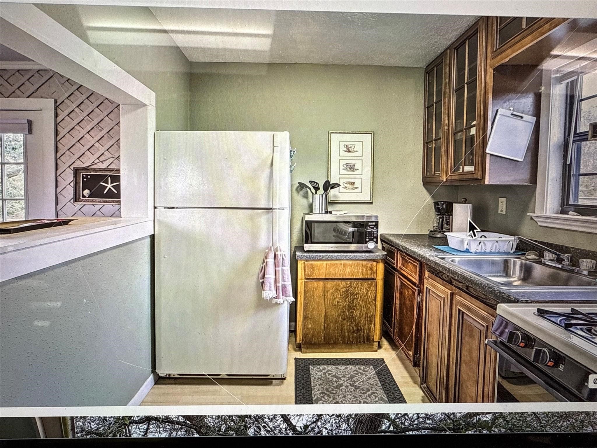 120 5th Street, San Leon, TX 77539
