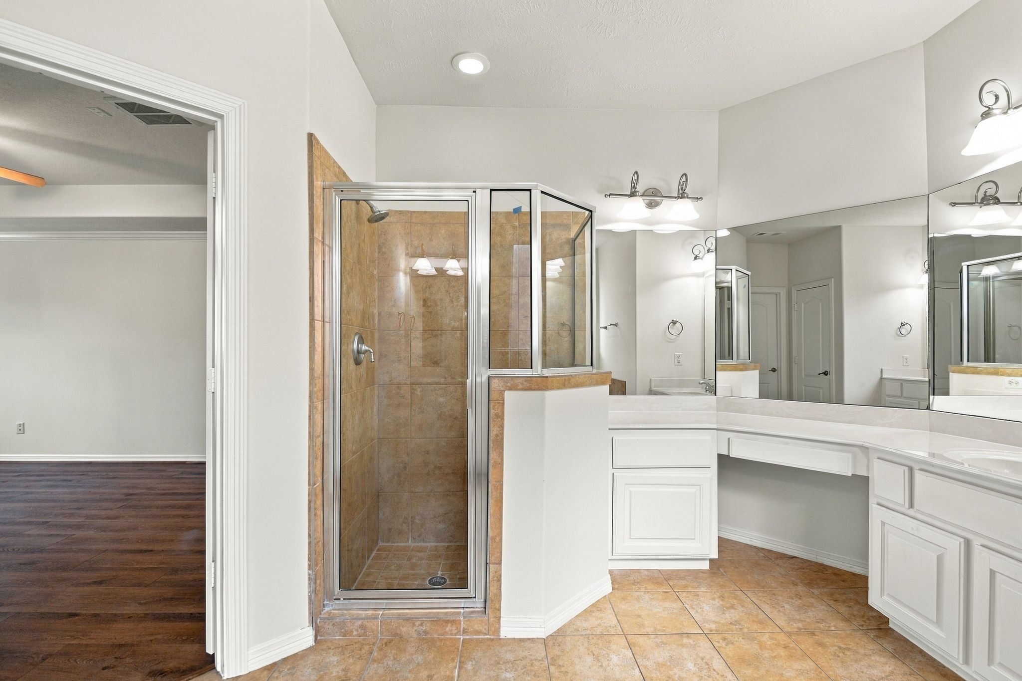 9323 Hudson Bend Circle, Houston, TX 77095