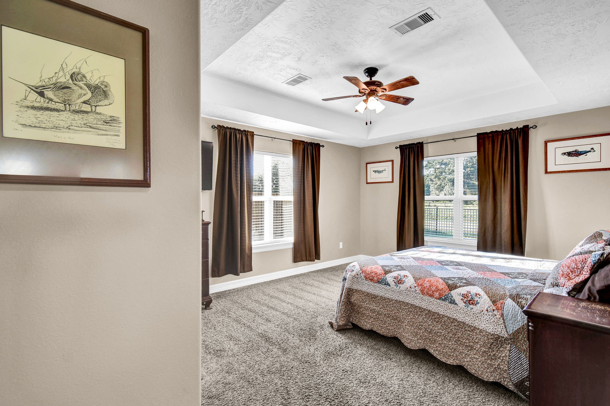 406 Wellshire Drive, West Columbia, TX 77486
