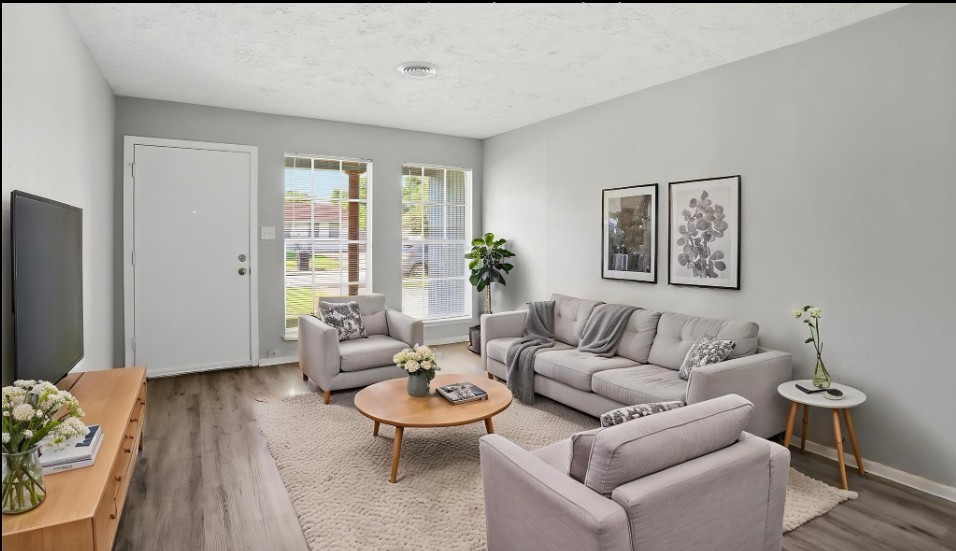 4223 S Acres Drive, Houston, TX 77047
