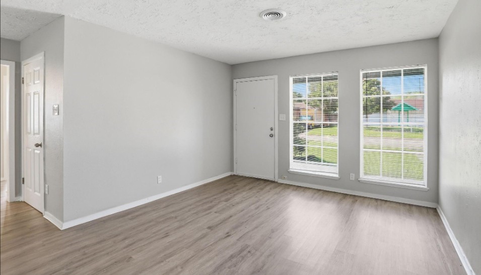 4223 S Acres Drive, Houston, TX 77047