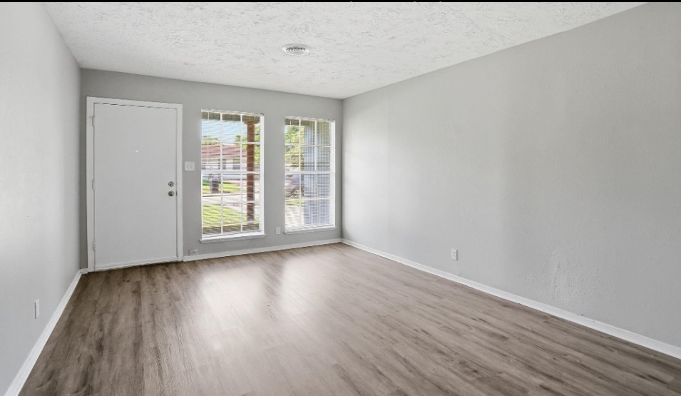 4223 S Acres Drive, Houston, TX 77047