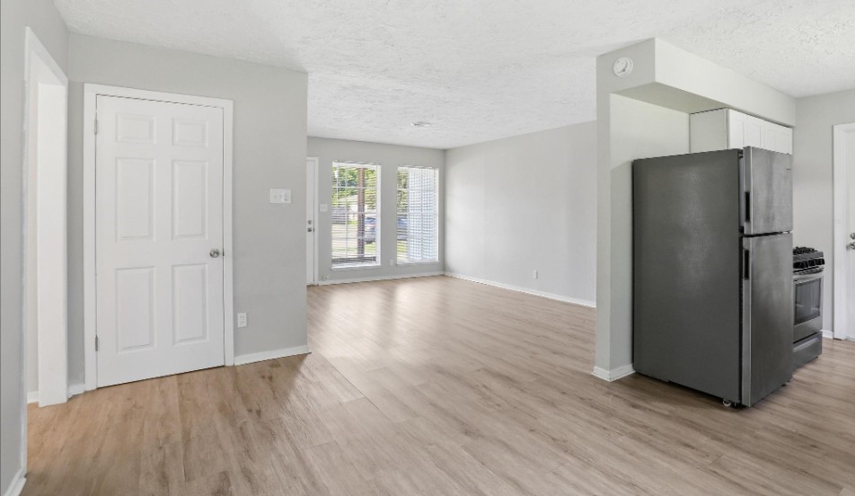 4223 S Acres Drive, Houston, TX 77047