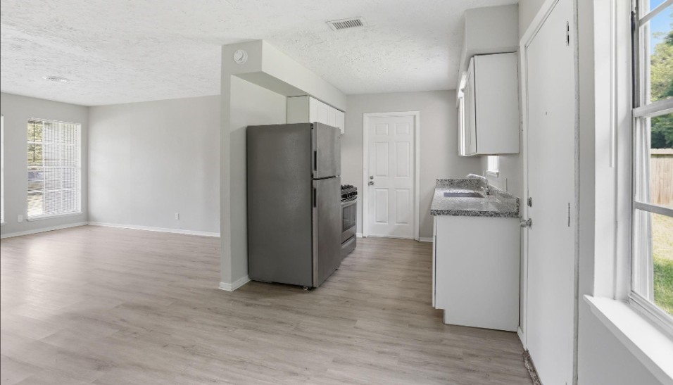 4223 S Acres Drive, Houston, TX 77047