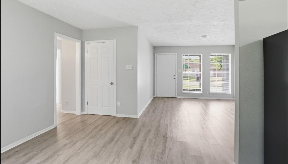 4223 S Acres Drive, Houston, TX 77047