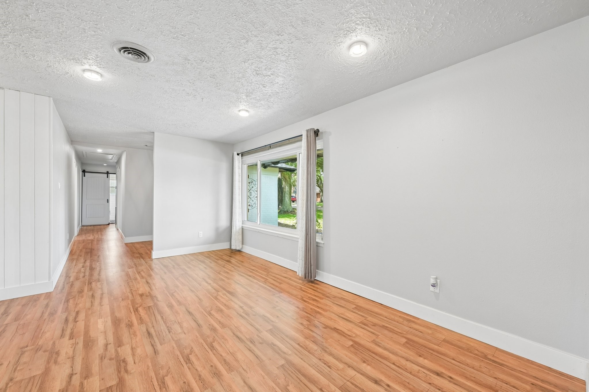 Enough space for a very large dining table.