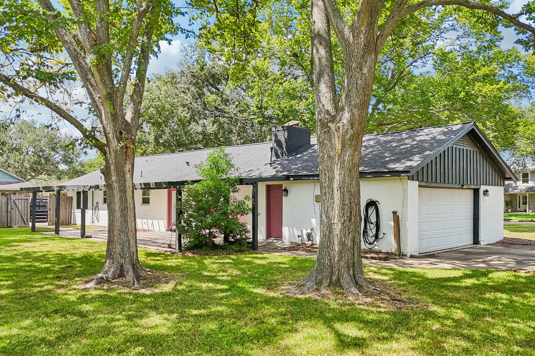 101 W Larkspur Drive, Alvin, TX 77511