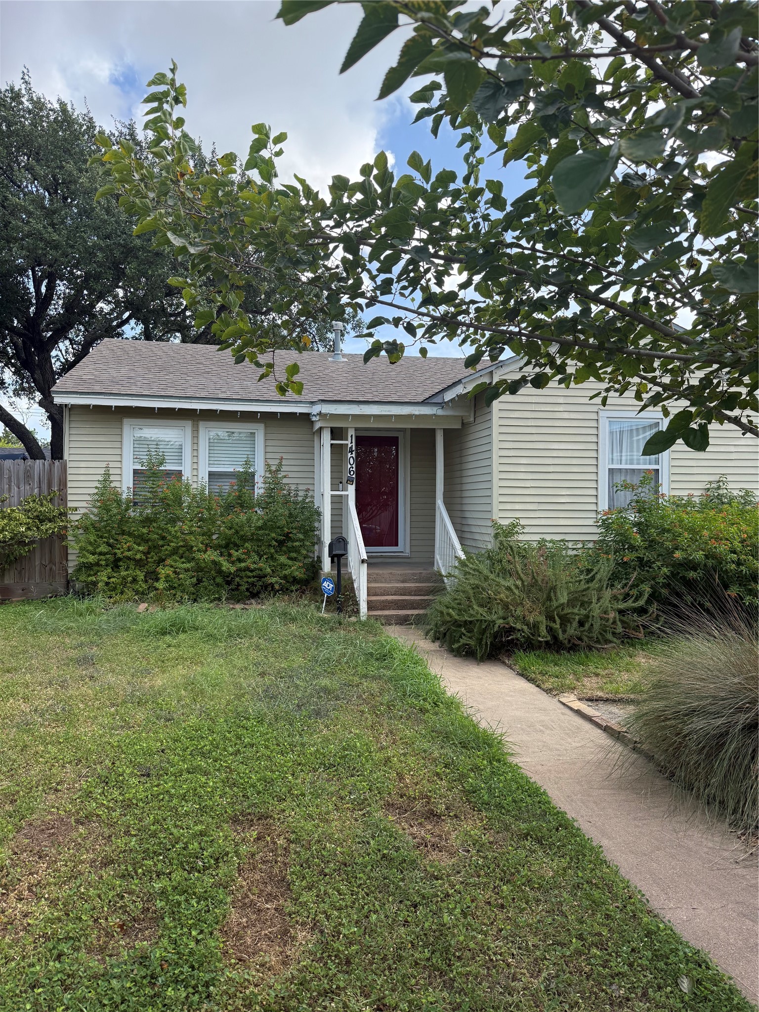 1406 Kirwin Street, Galveston, TX 77551 1406 Kirwin Street, Galveston, TX 77551