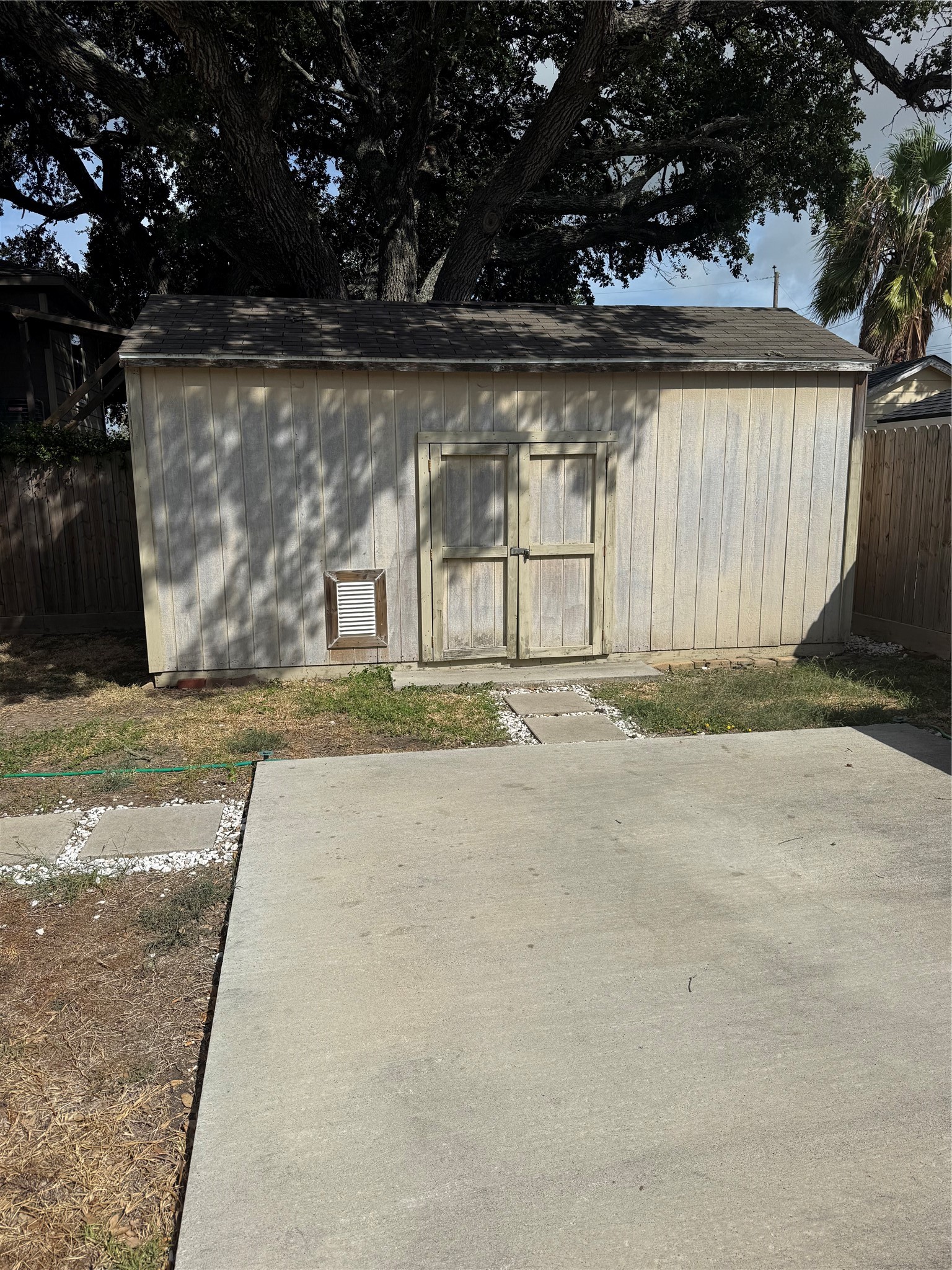 1406 Kirwin Street, Galveston, TX 77551