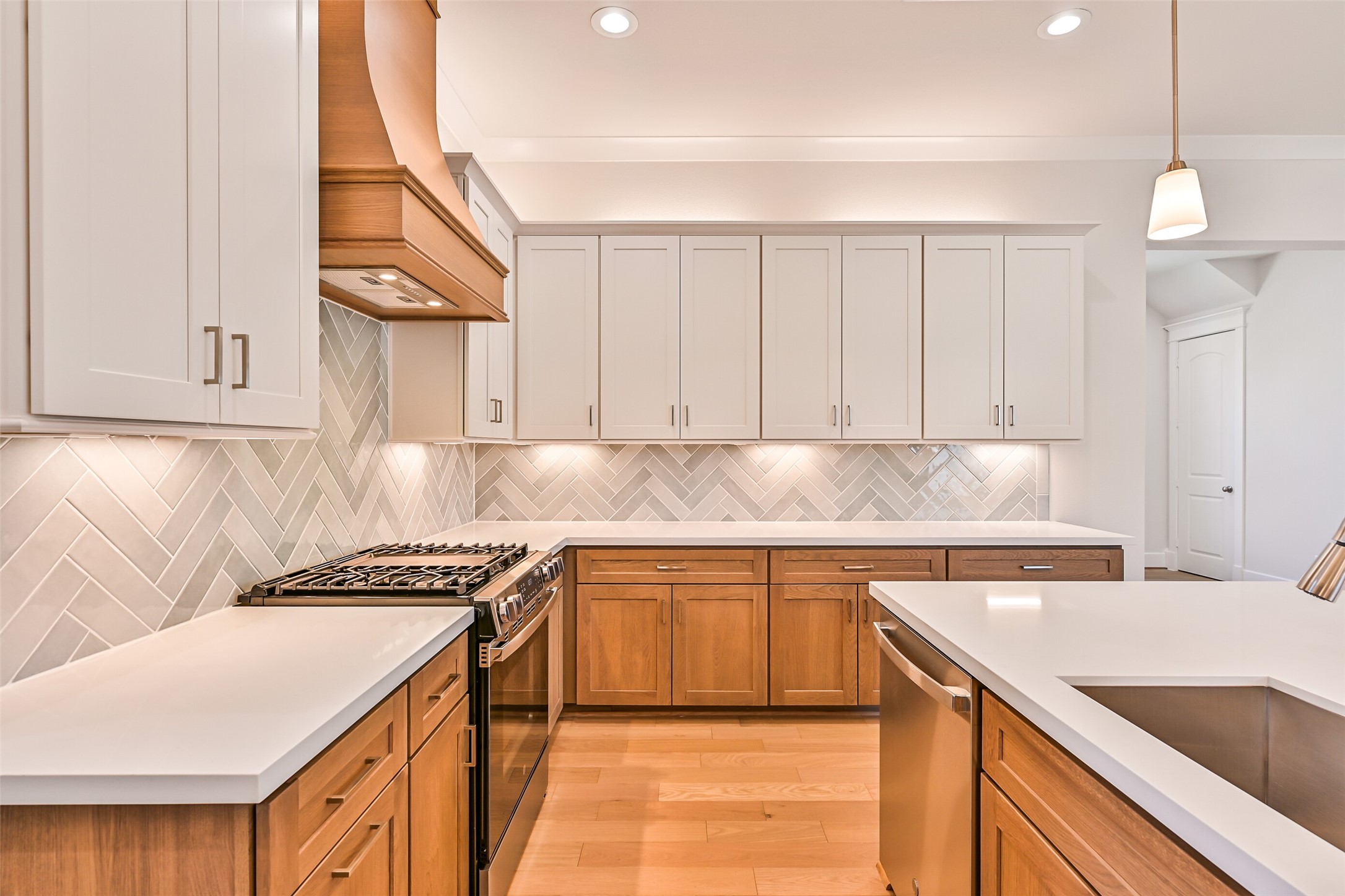 5 Sunset Street, Galveston, TX 77554