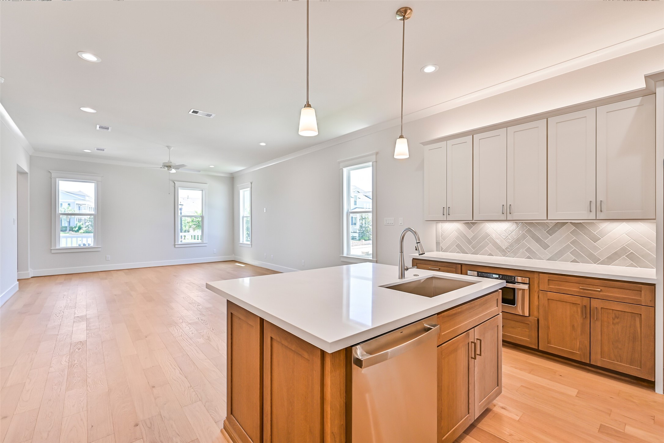 5 Sunset Street, Galveston, TX 77554